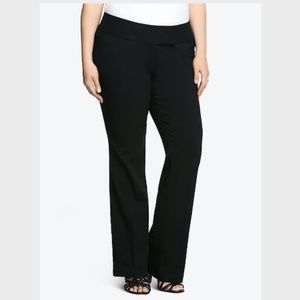 RELAXED TROUSER - BLACK MILLENNIAL SHORT 20 NWT